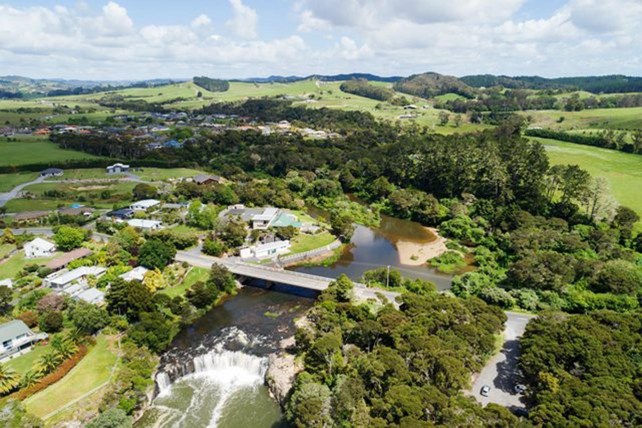 Riverside Lodge Paihia Exterior photo